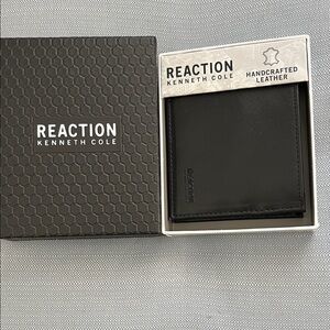 Kenneth Cole Reaction Black Leather Card Holder